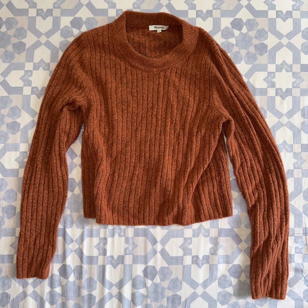 Madewell burnt orange sweater 🍊